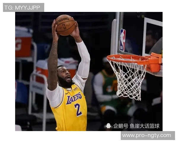 戈贝尔两年首次尝试三分球未中贡献13分12篮板展现进步决心