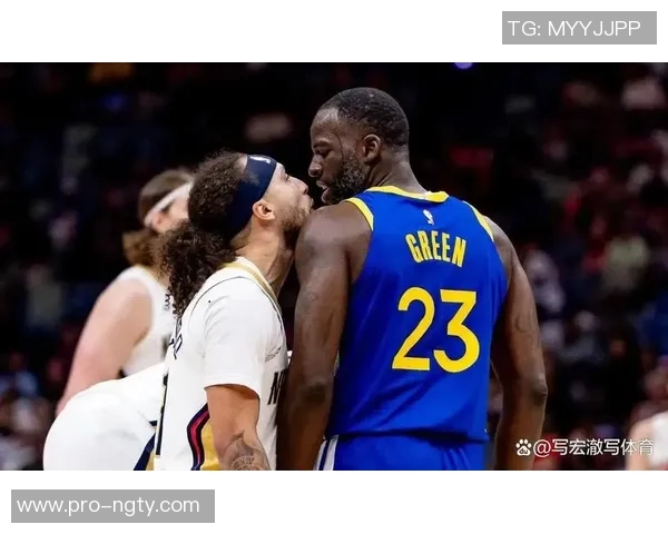 米奇谈文班遭戈贝尔垫脚经历直言疼痛但坚持完赛应无大碍